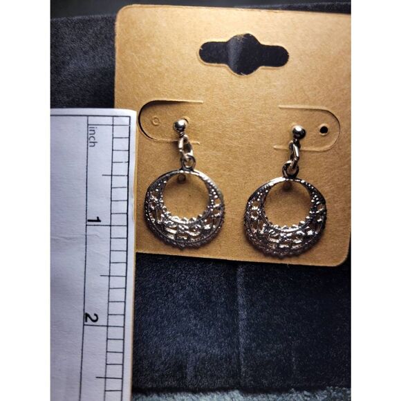(3 for $15) JoMa Silvertone Filigree Dangle Earrings- NWT - Picture 3 of 4